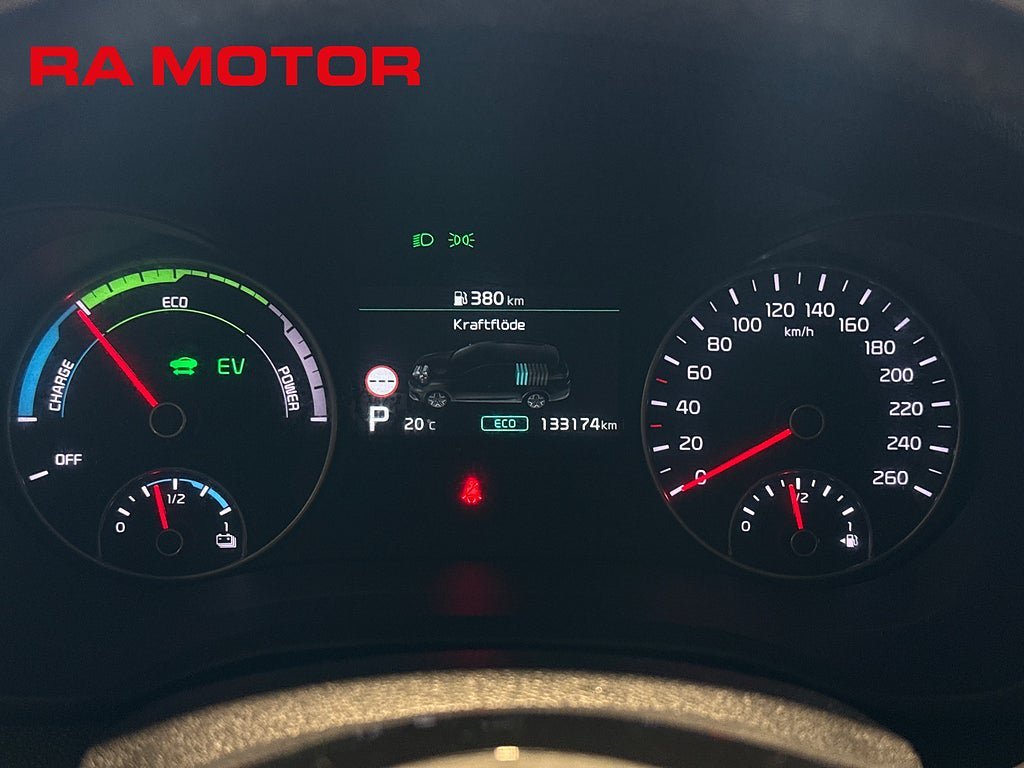 Vehicle Image 17