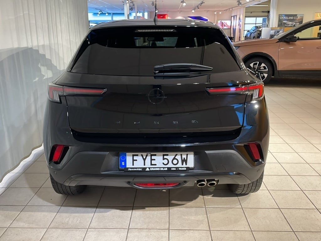 Vehicle Image 10