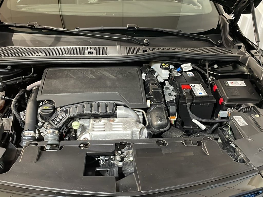 Vehicle Image 19