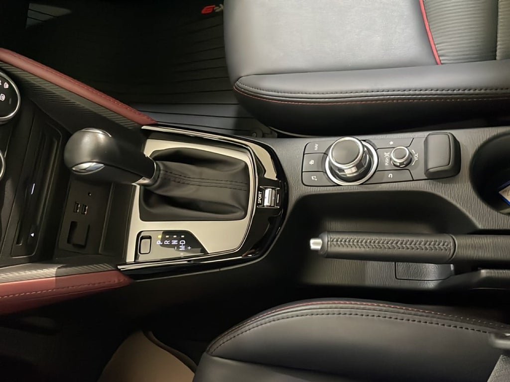 Vehicle Image 13