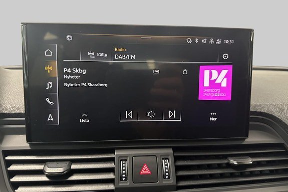 Vehicle Image 12