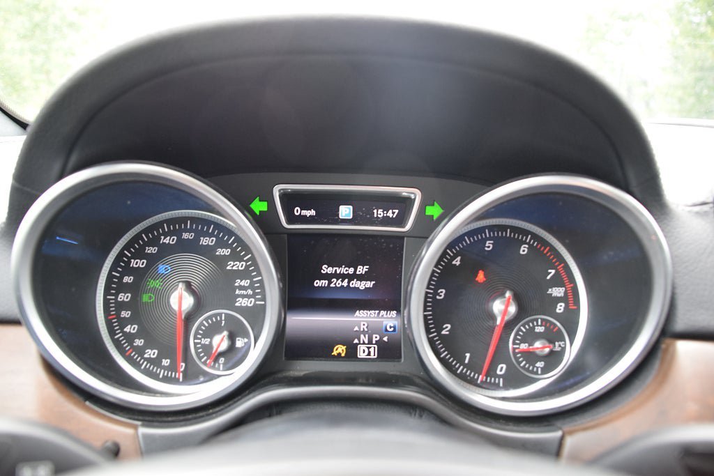 Vehicle Image 22
