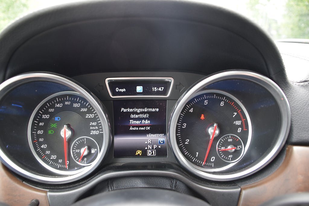 Vehicle Image 23