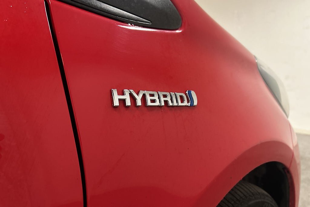 Vehicle Image 12