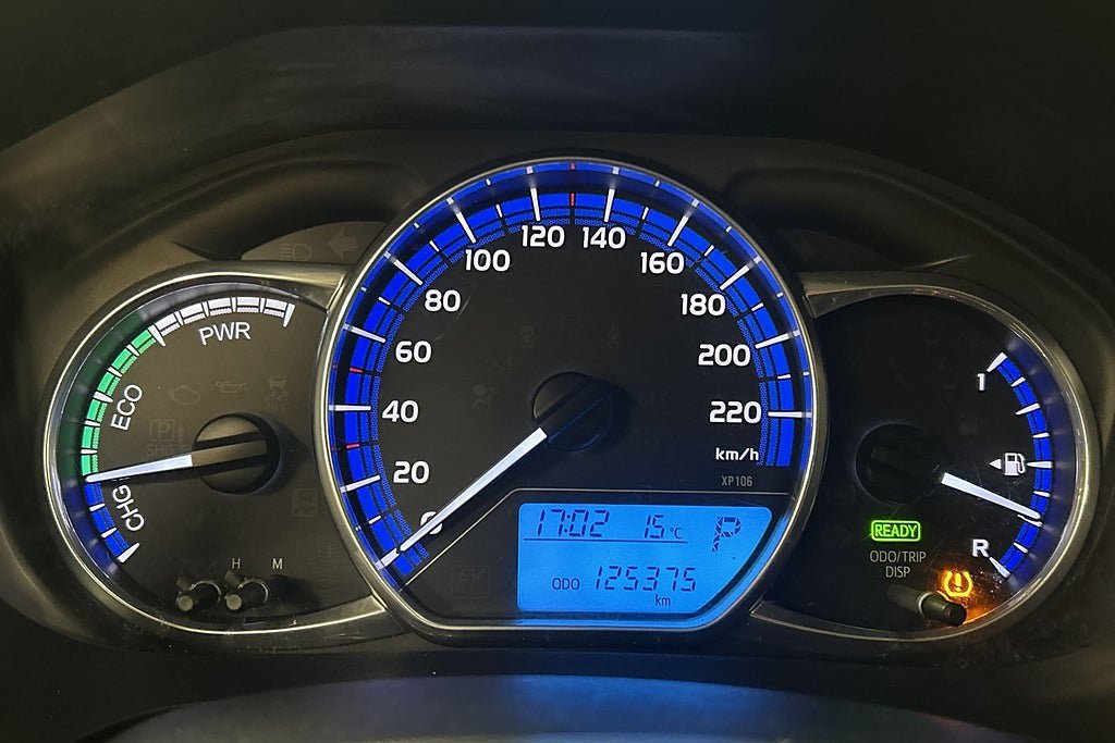 Vehicle Image 25