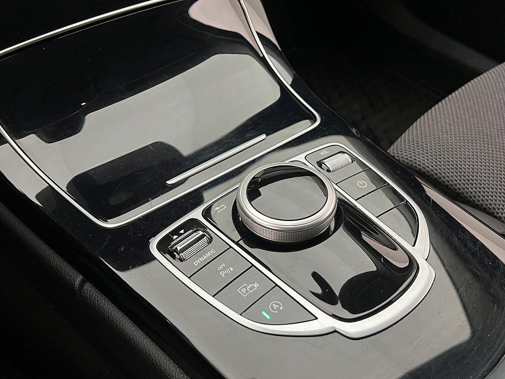 Vehicle Image 27