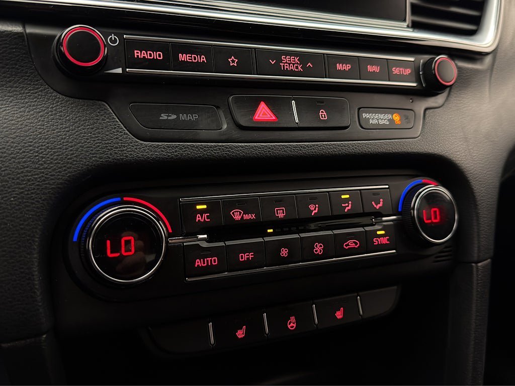Vehicle Image 26