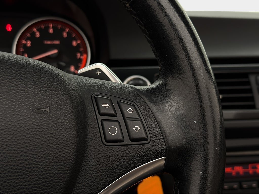 Vehicle Image 26