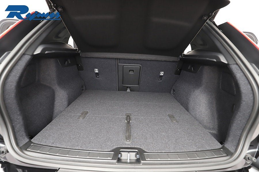 Vehicle Image 18