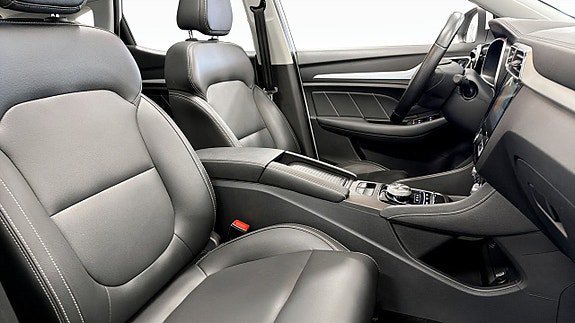 Vehicle Image 15