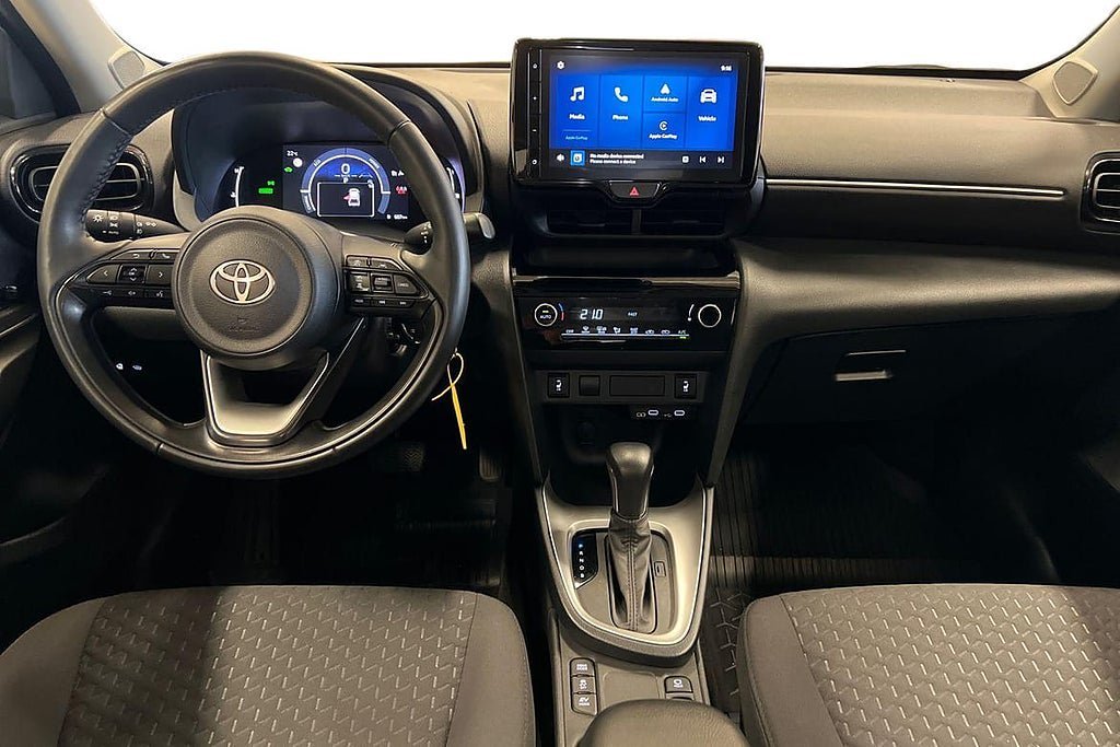 Vehicle Image 10