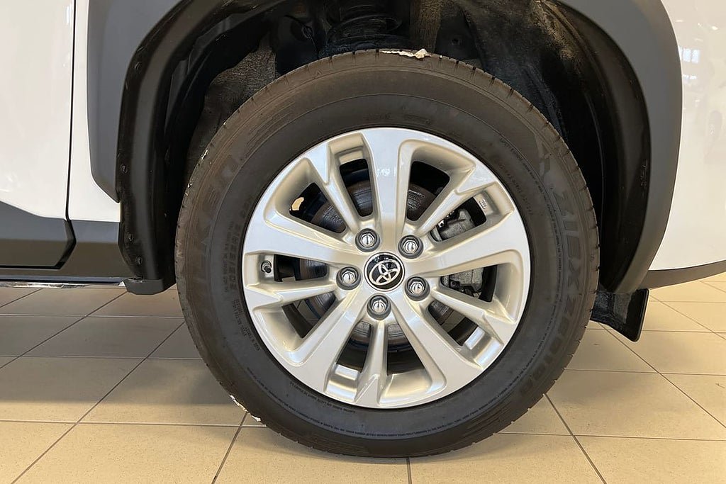 Vehicle Image 17