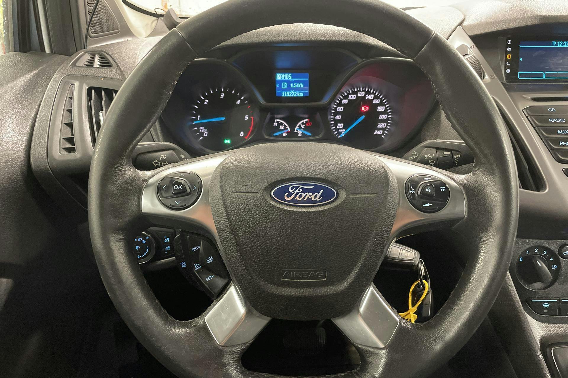 Vehicle Image 12