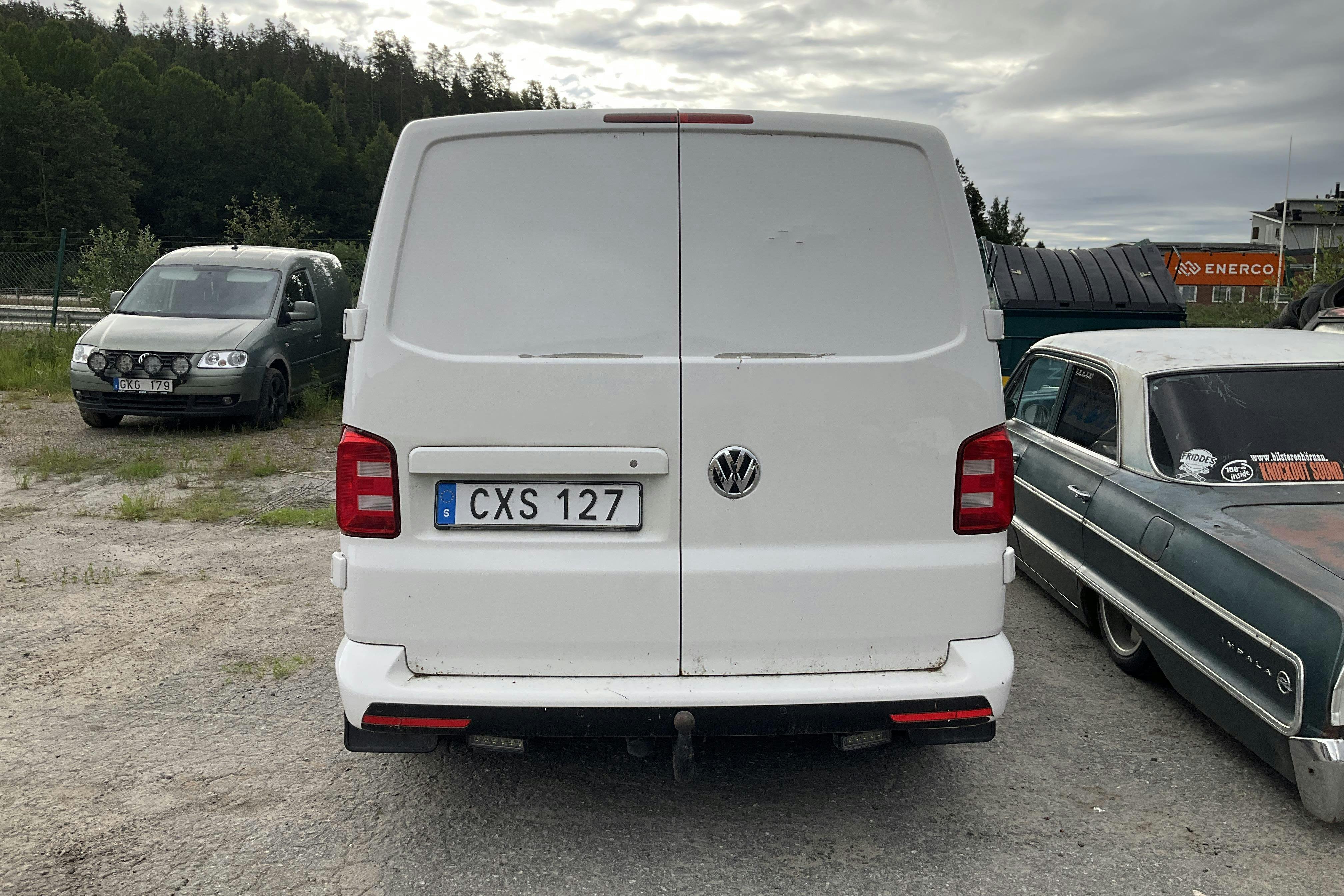 Vehicle Image 6