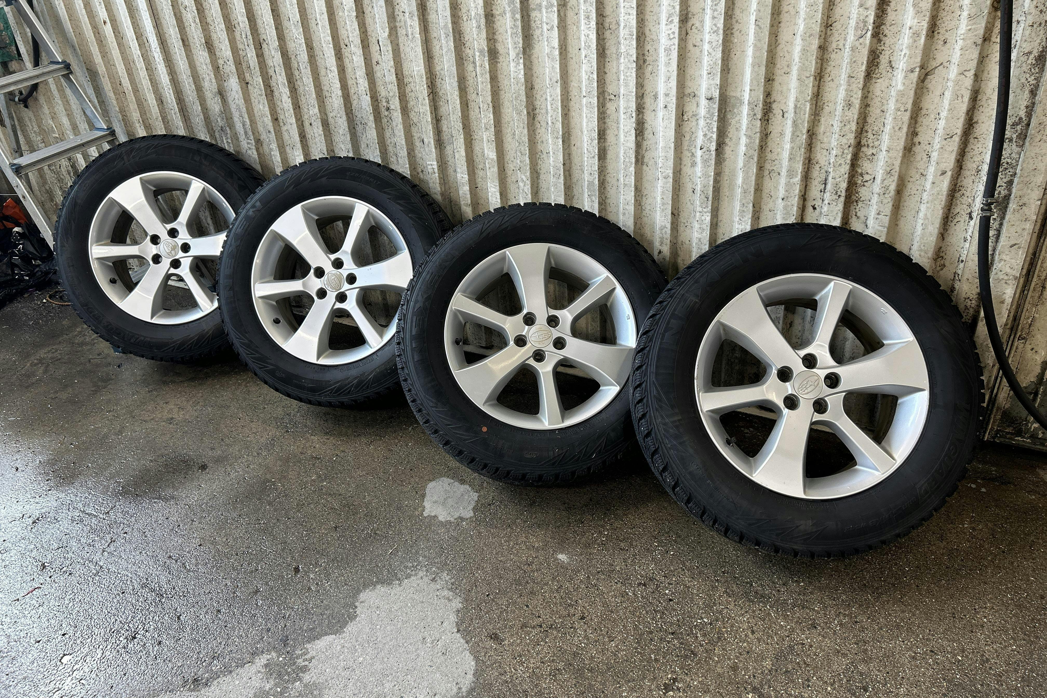 Vehicle Image 14