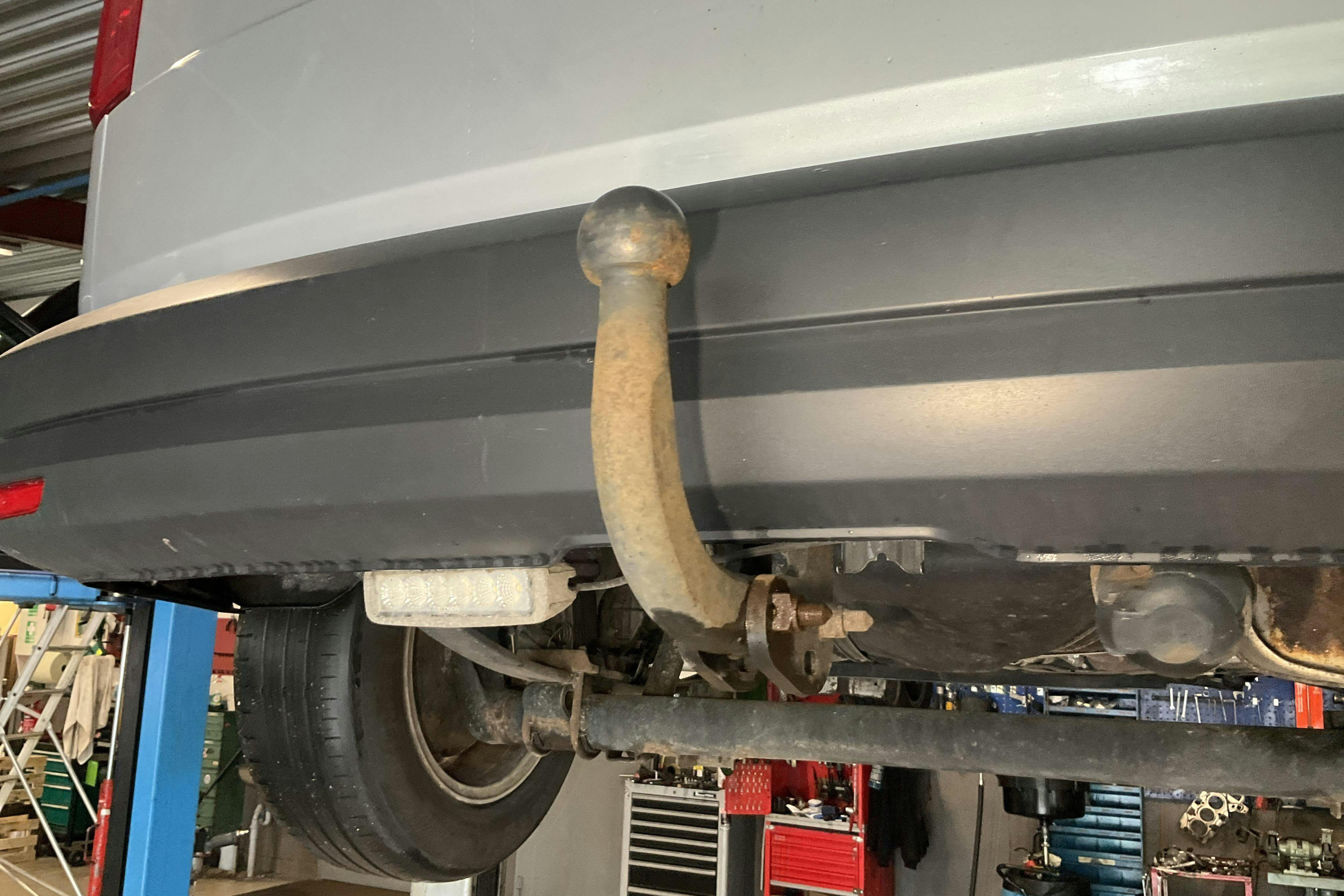 Vehicle Image 11
