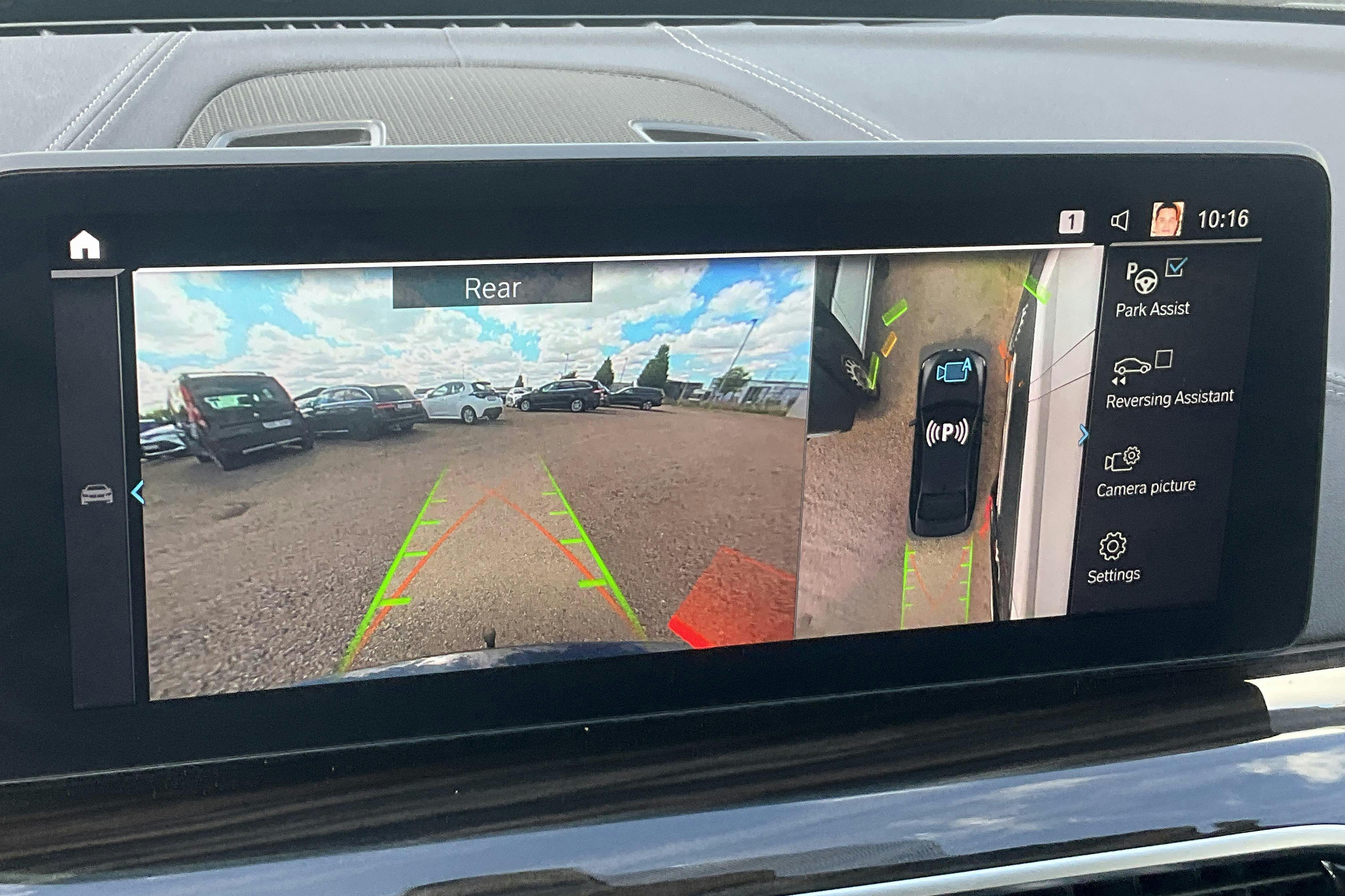 Vehicle Image 12
