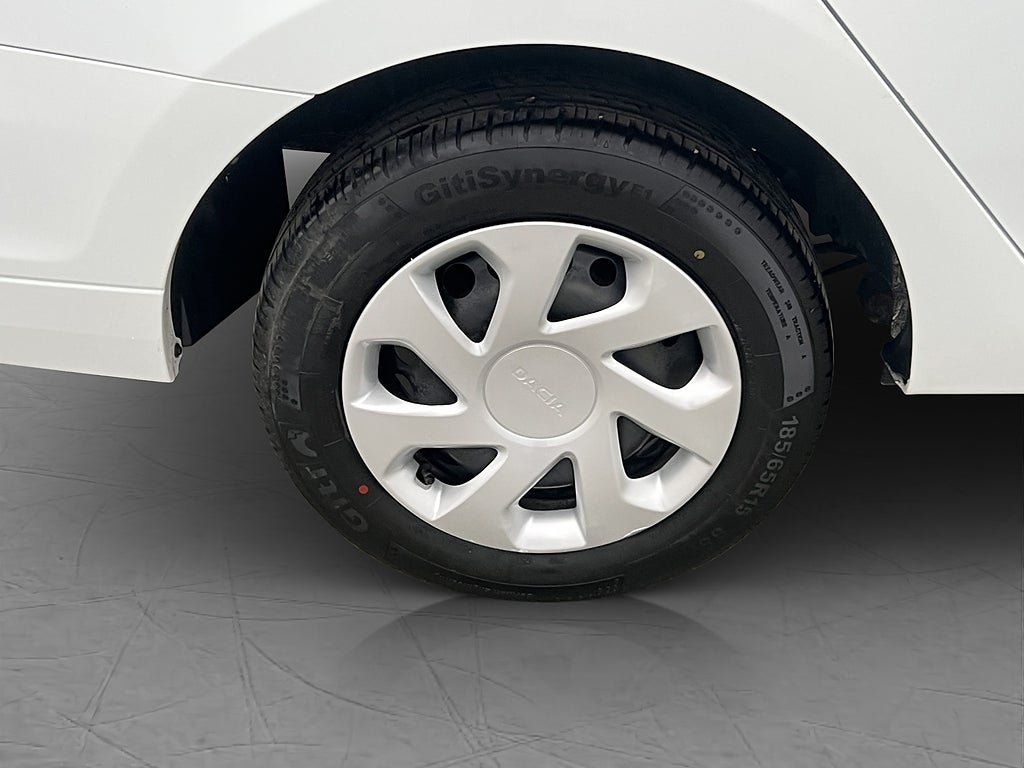 Vehicle Image 19