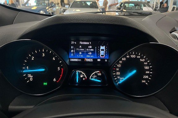 Vehicle Image 17