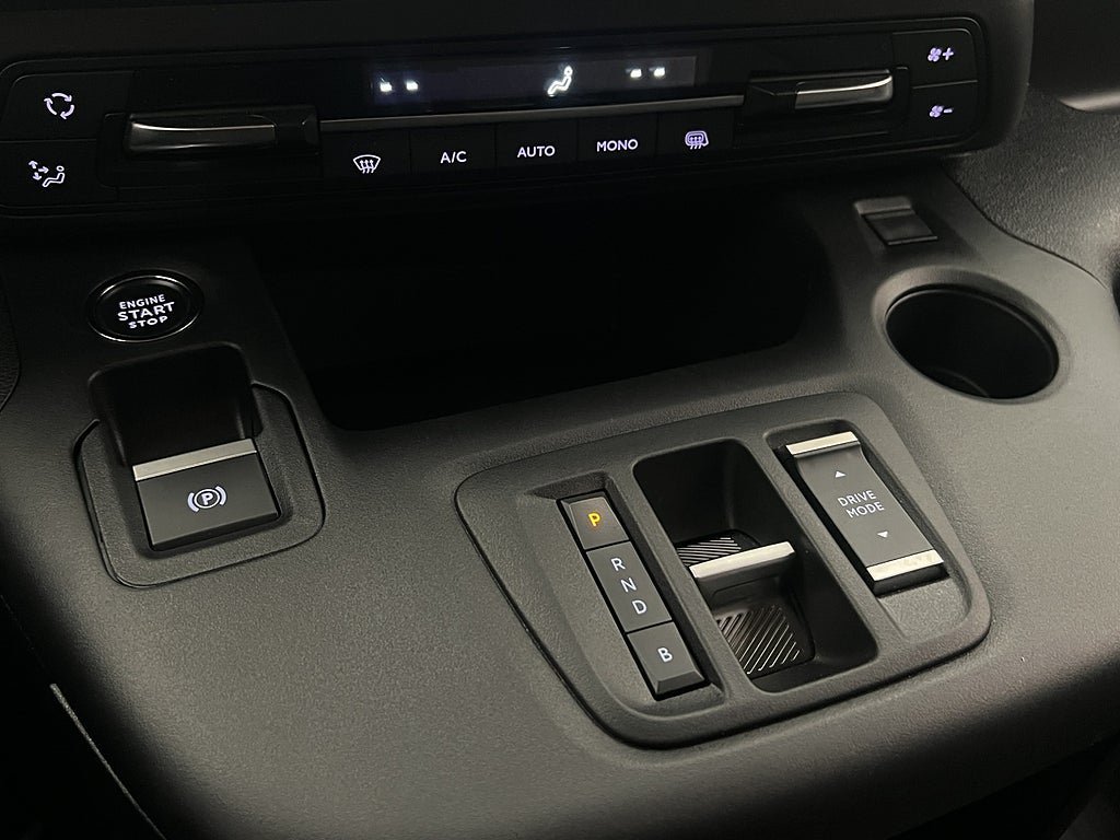 Vehicle Image 26