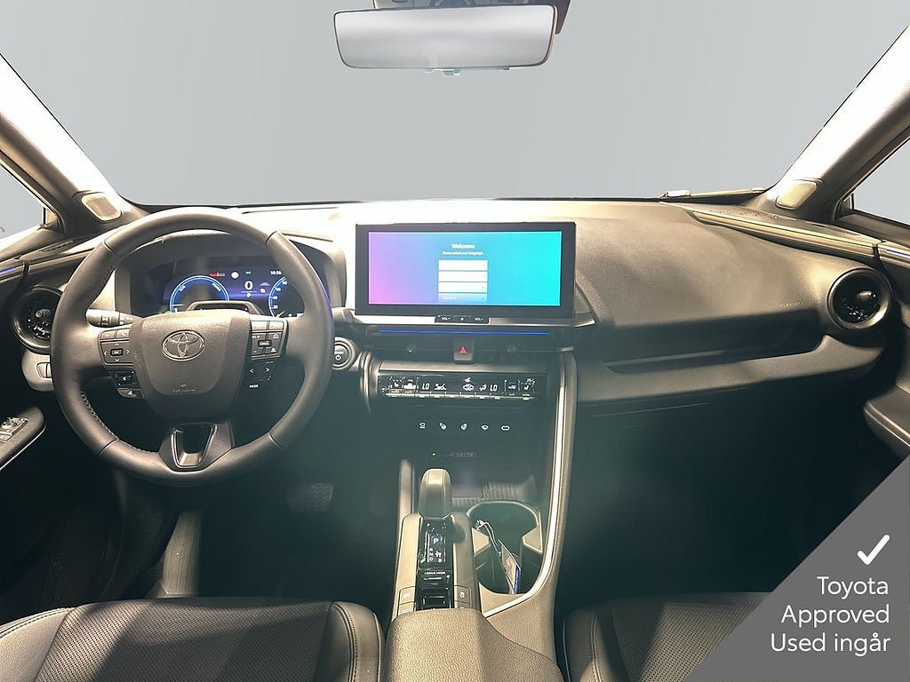 Vehicle Image 8