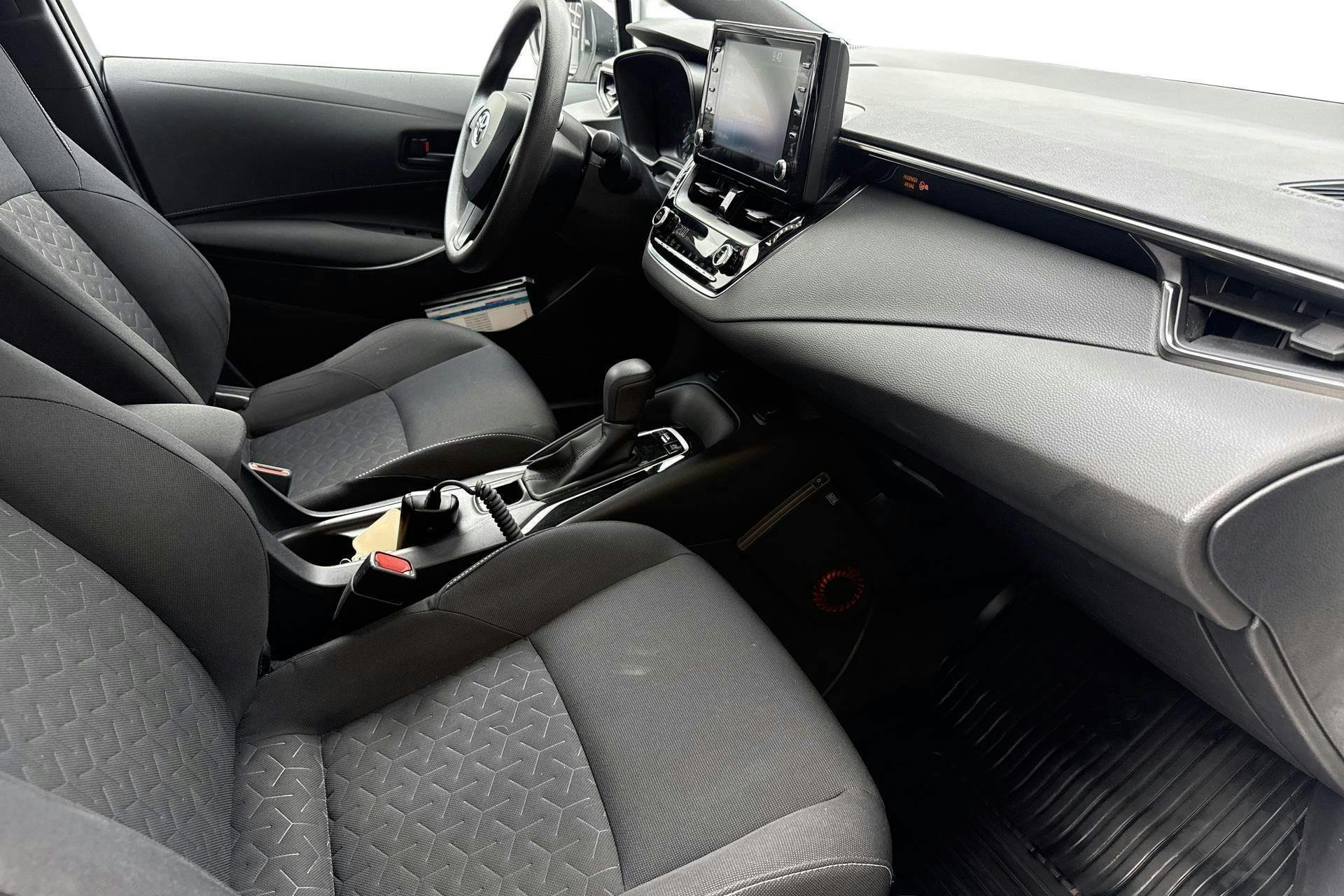 Vehicle Image 7