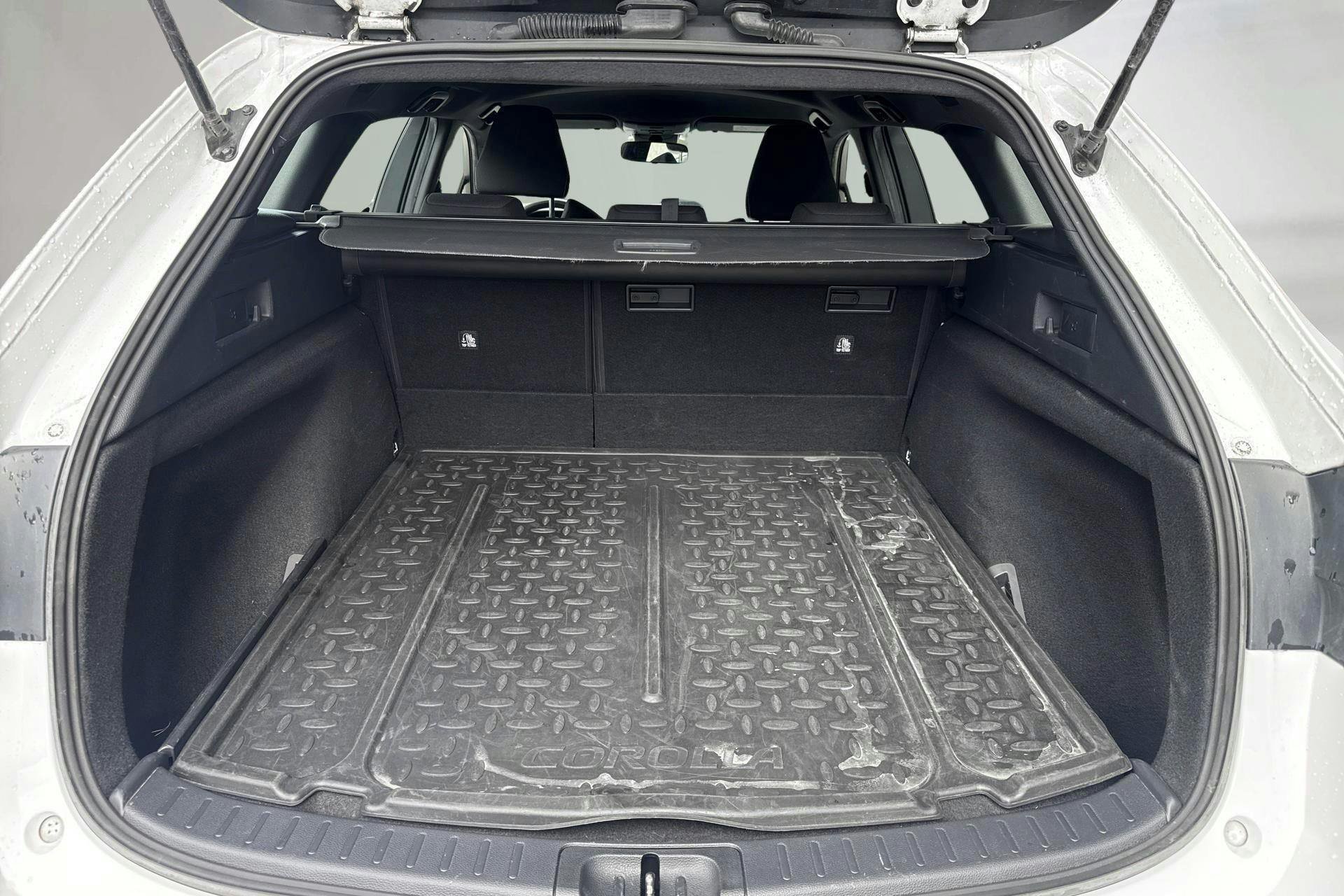 Vehicle Image 9