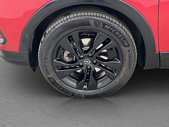 Vehicle Image 26