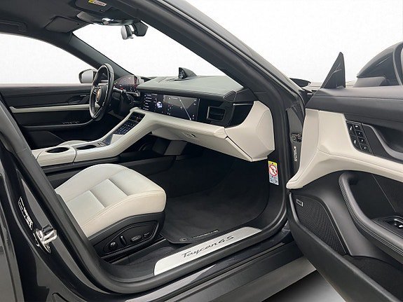Vehicle Image 34