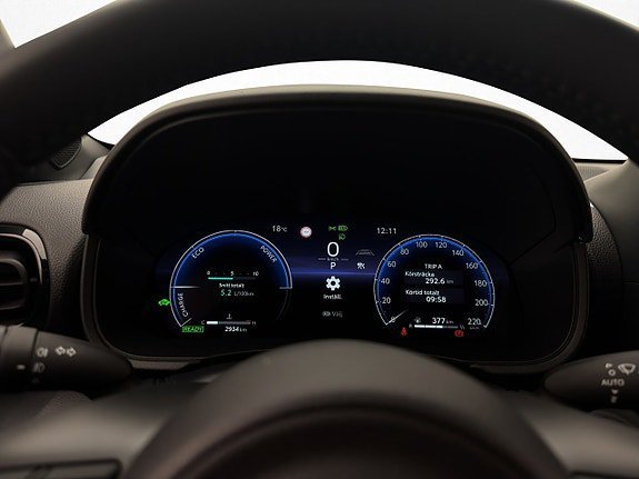 Vehicle Image 18
