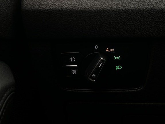 Vehicle Image 27