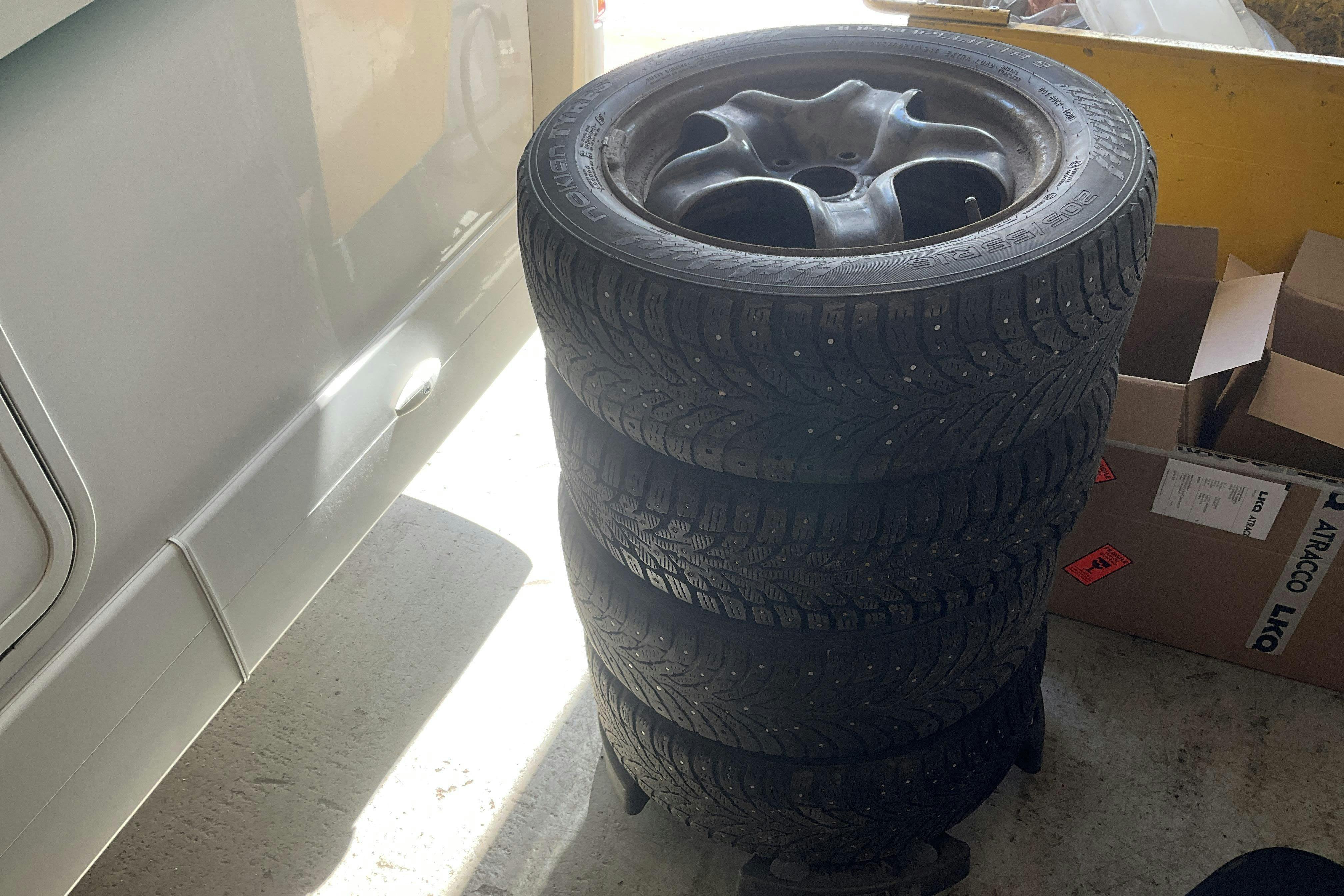 Vehicle Image 12