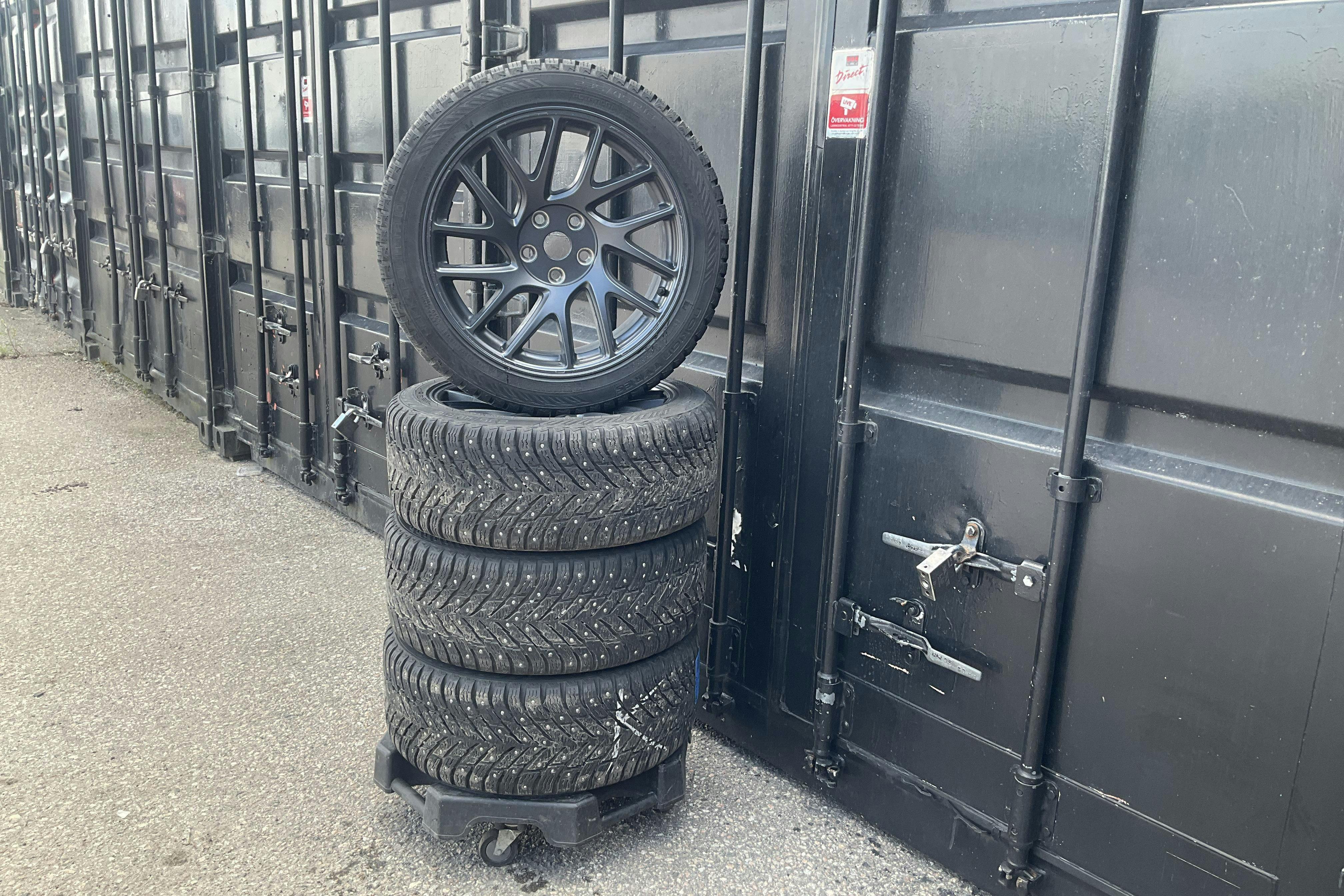 Vehicle Image 22