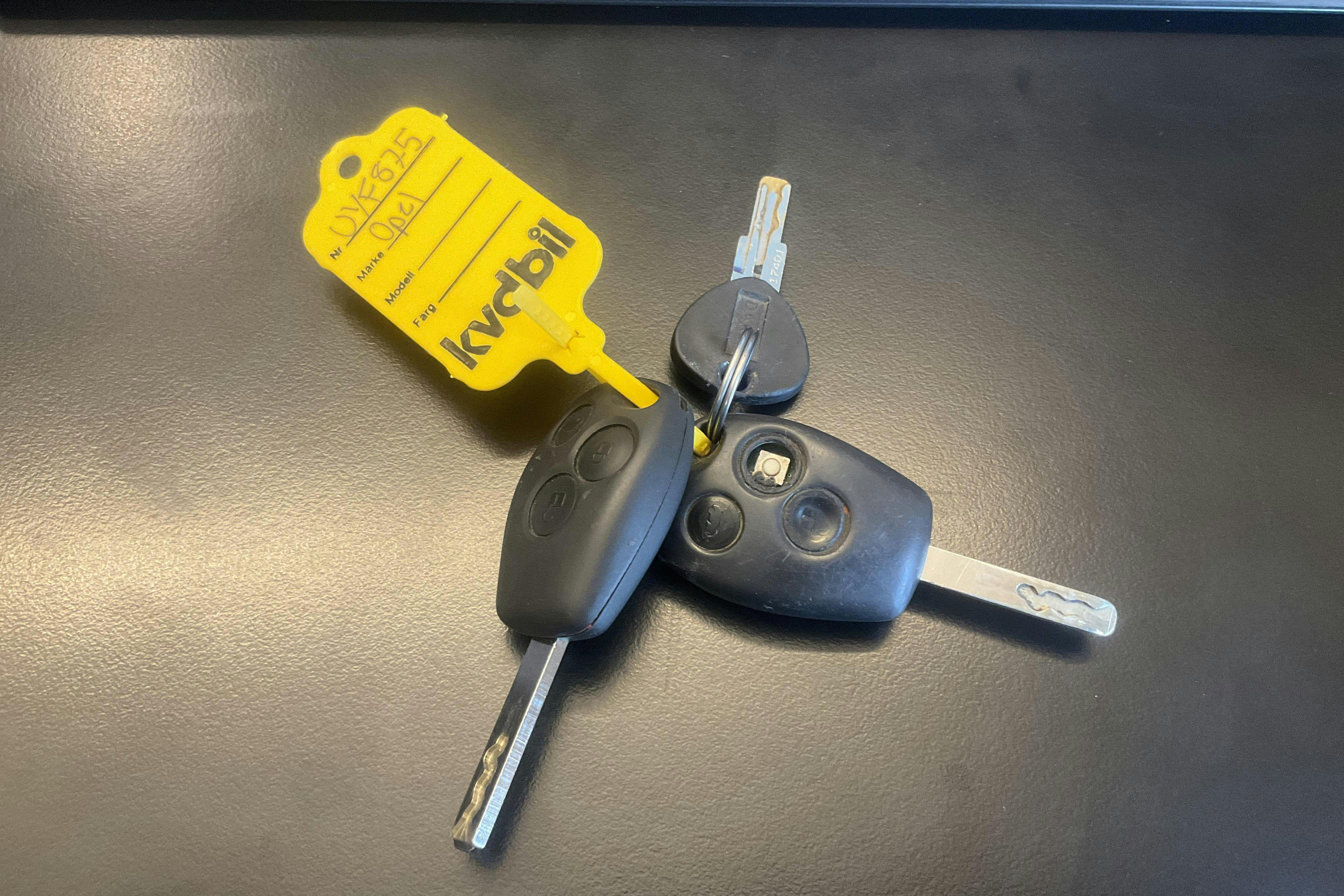 Vehicle Image 15