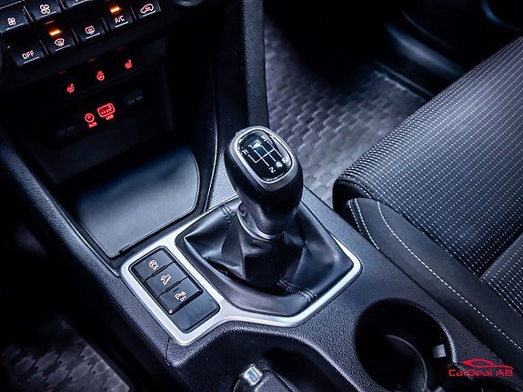 Vehicle Image 26