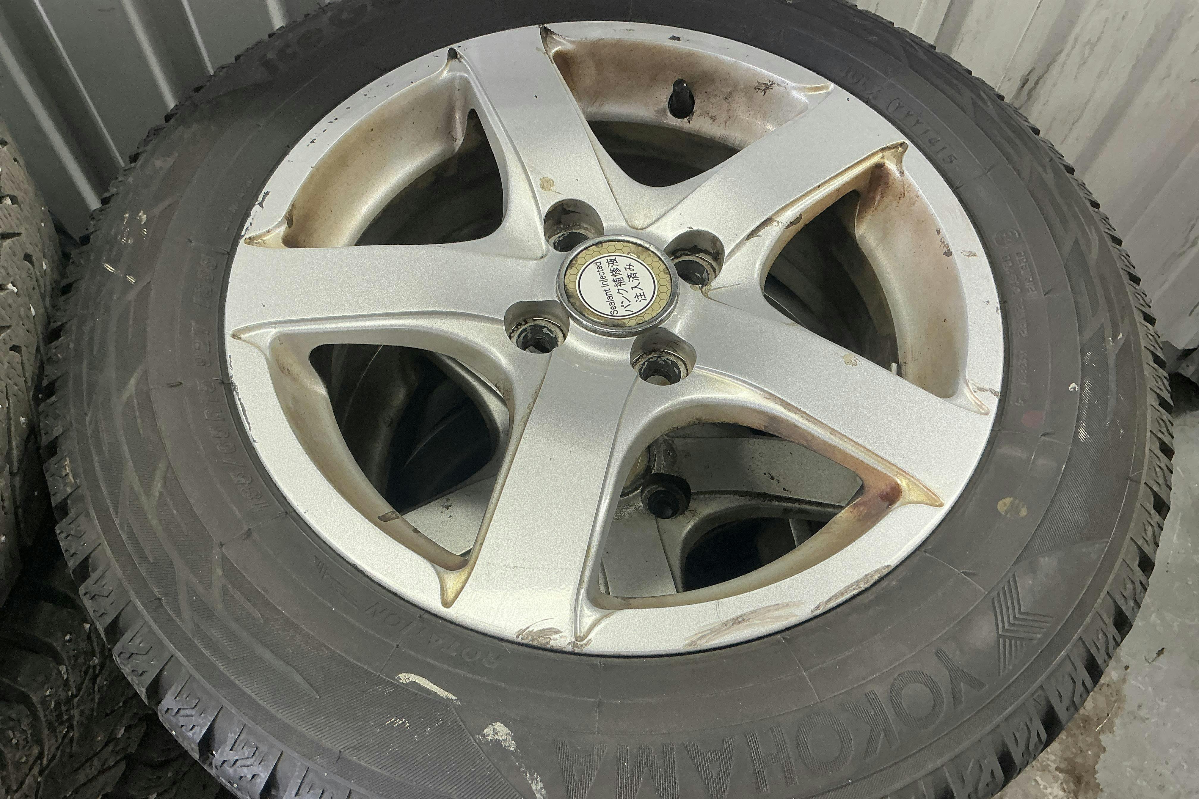Vehicle Image 12