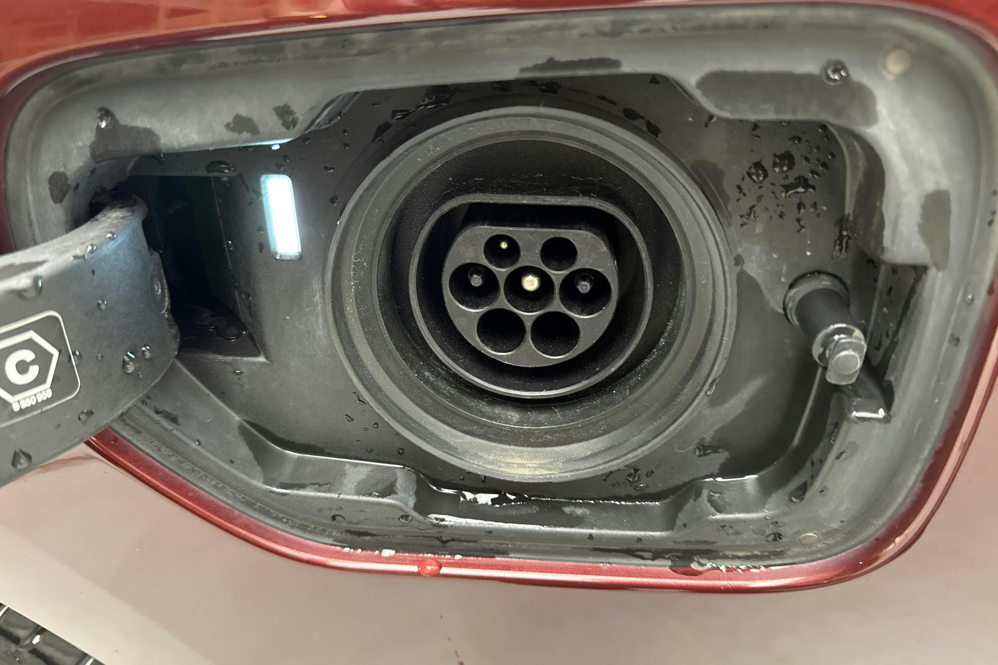 Vehicle Image 17