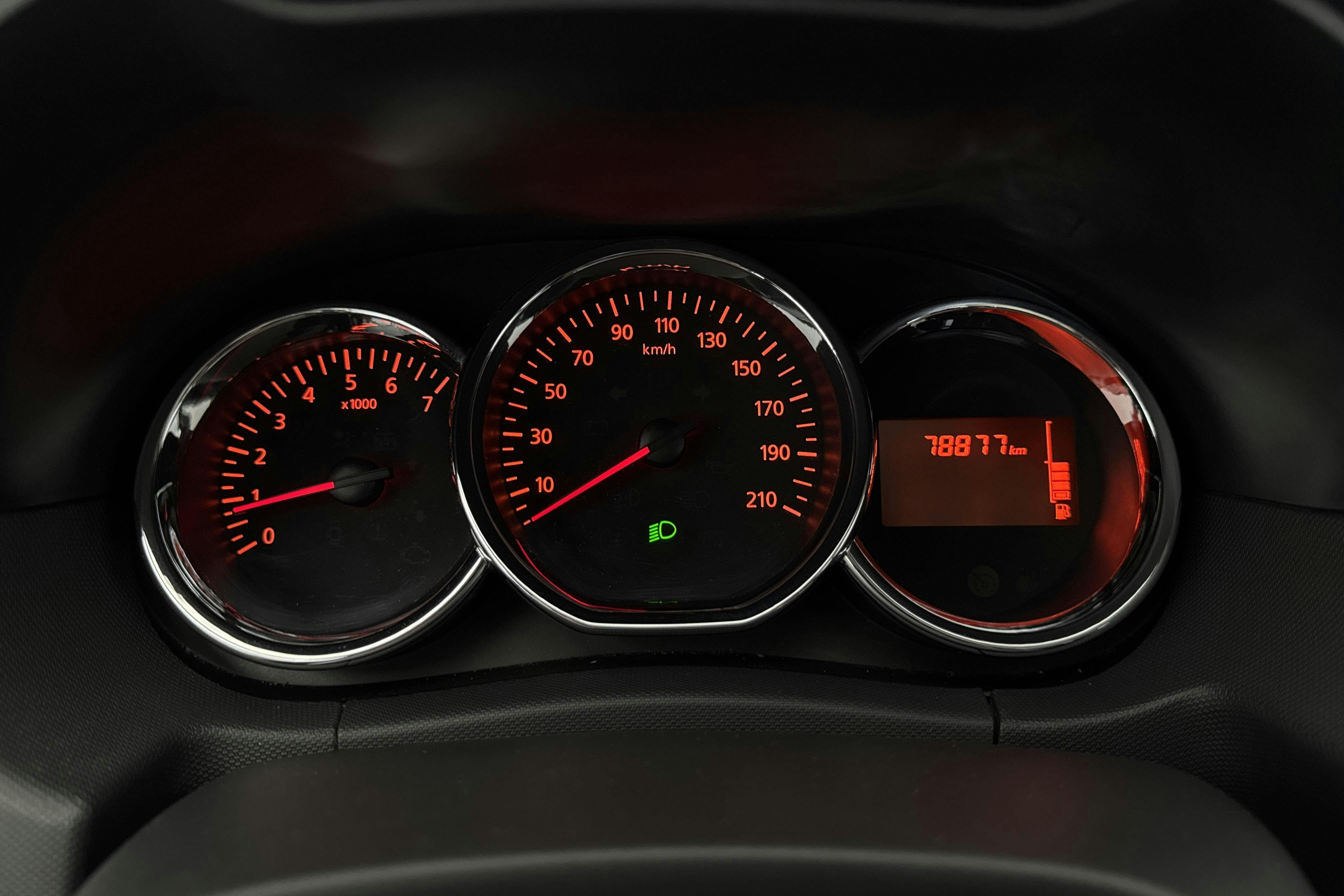 Vehicle Image 10