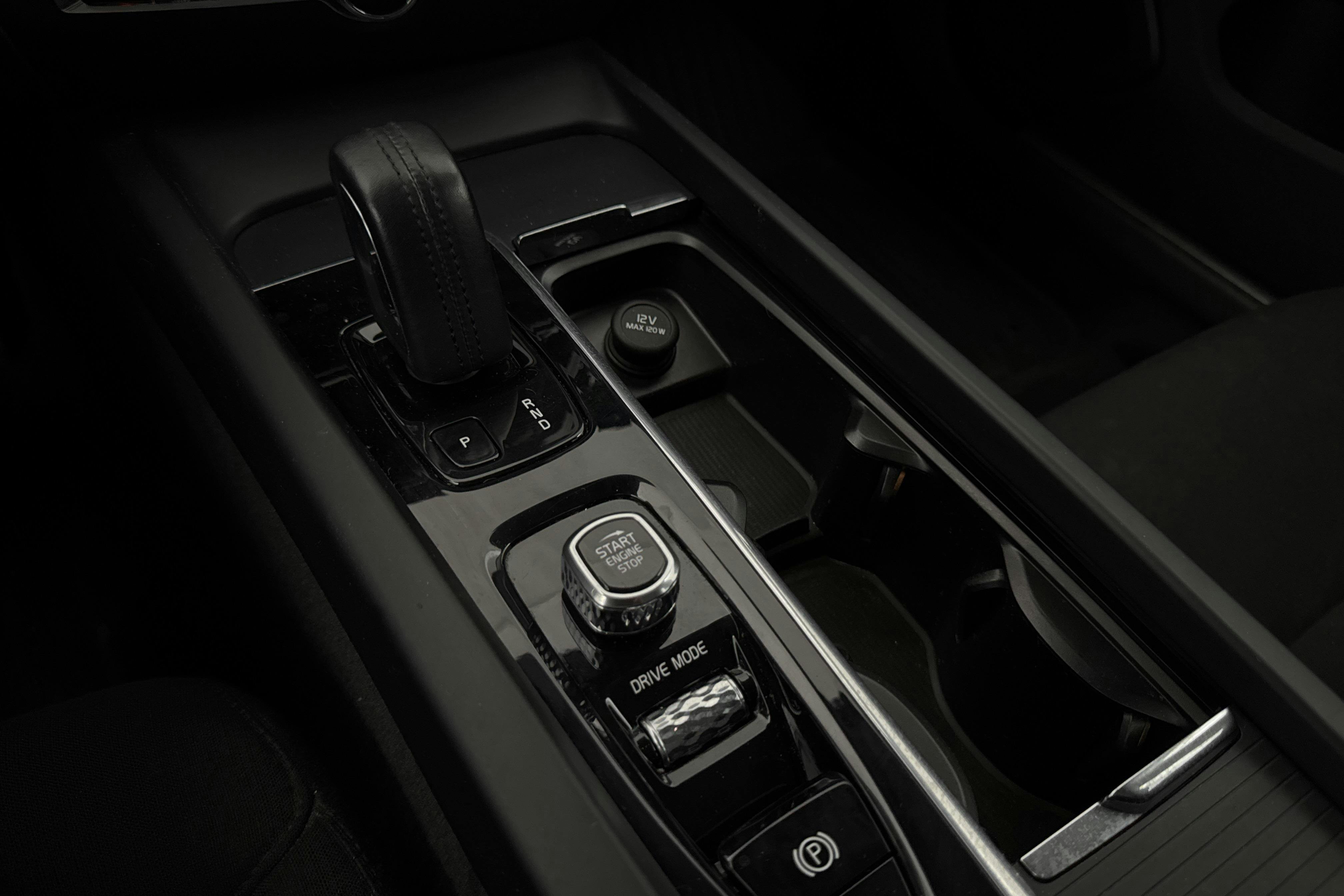 Vehicle Image 14
