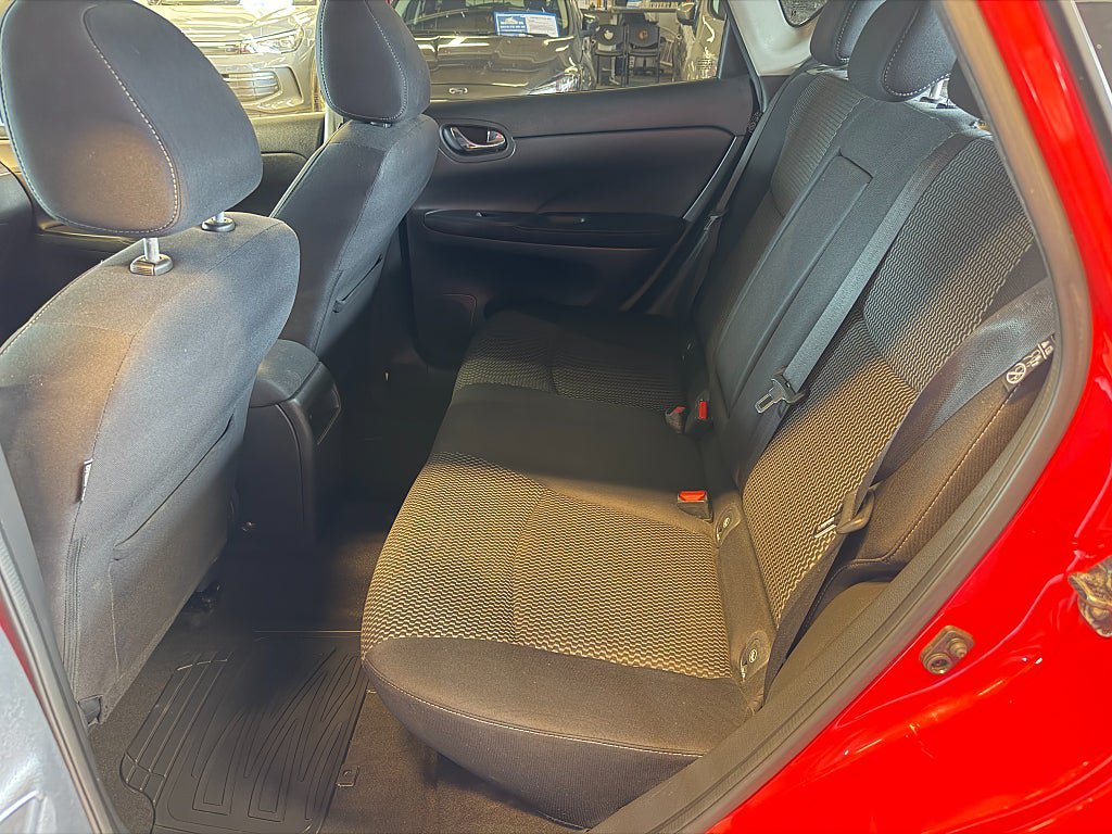 Vehicle Image 17