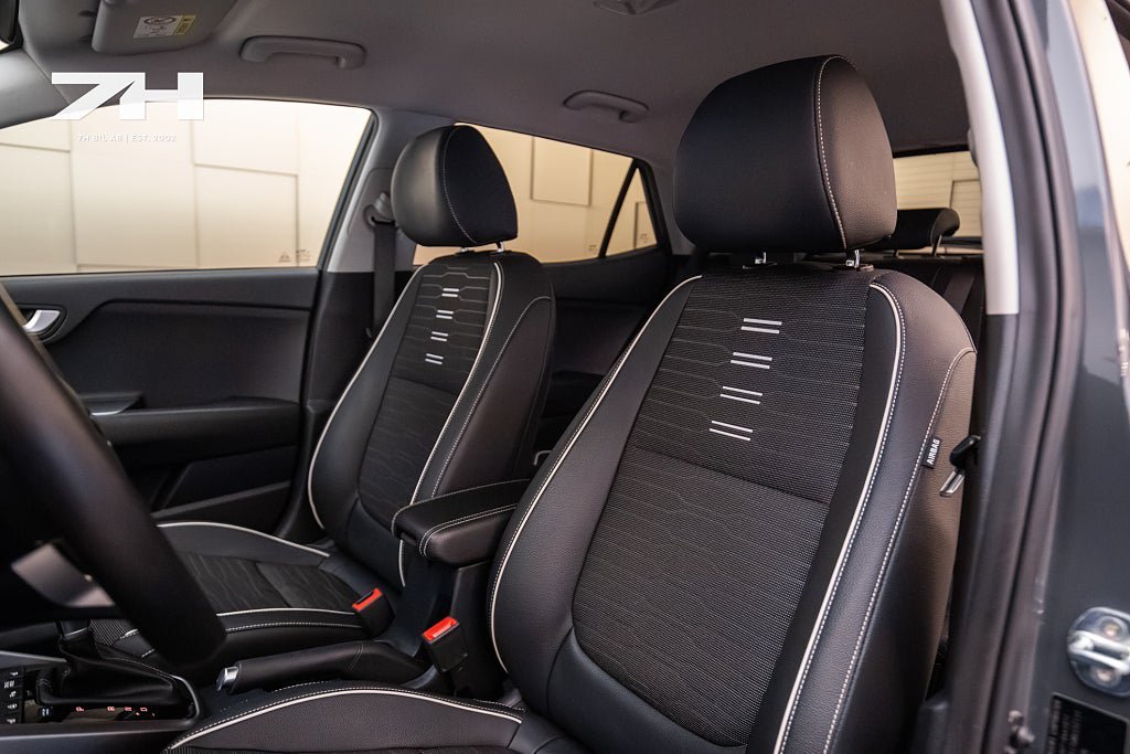 Vehicle Image 15