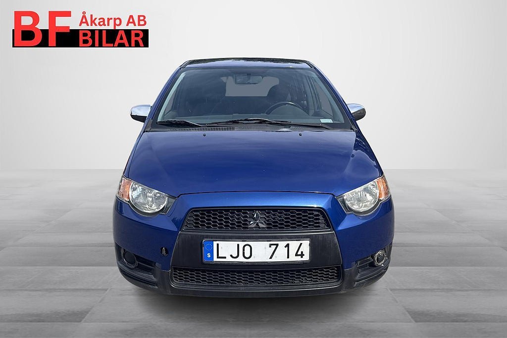 Vehicle Image 7