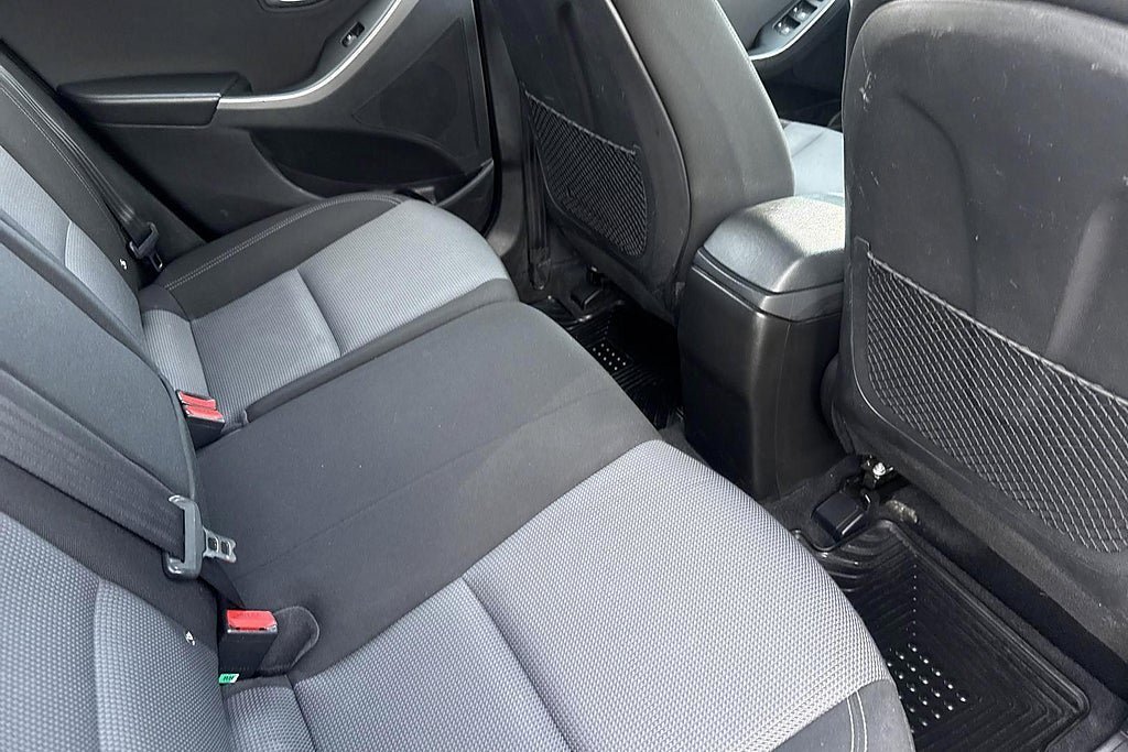 Vehicle Image 10