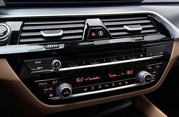 Vehicle Image 29