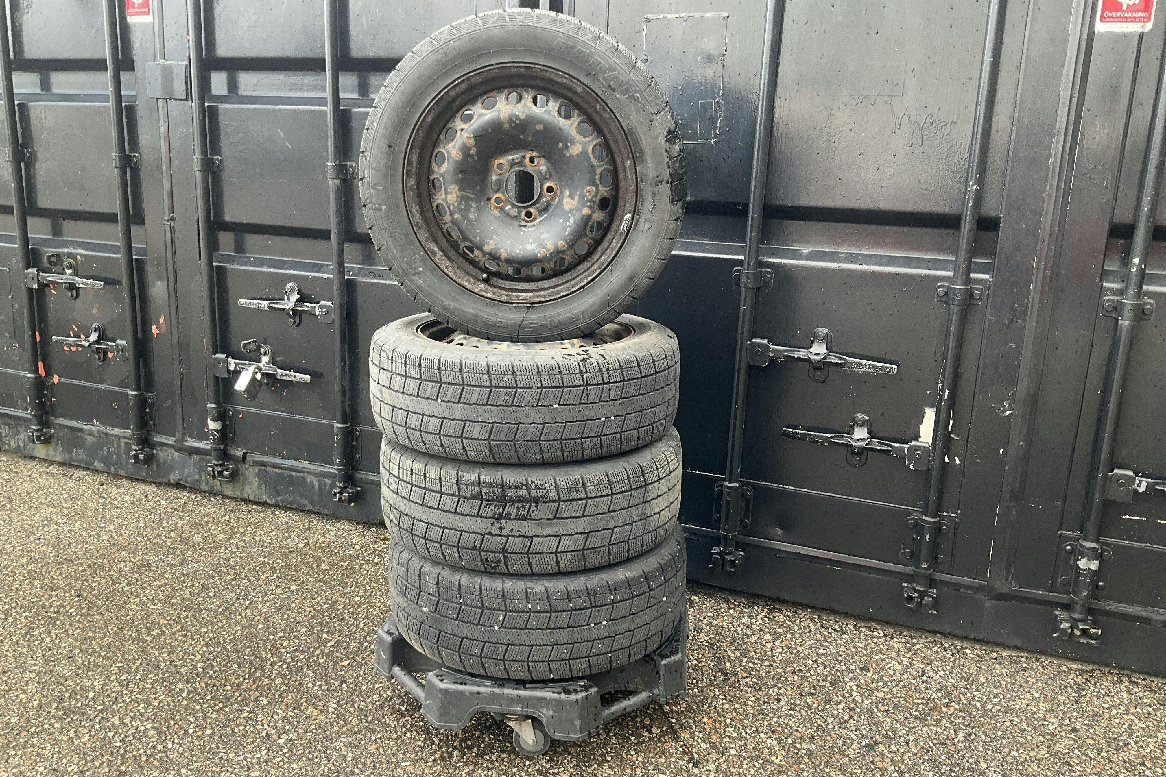 Vehicle Image 13