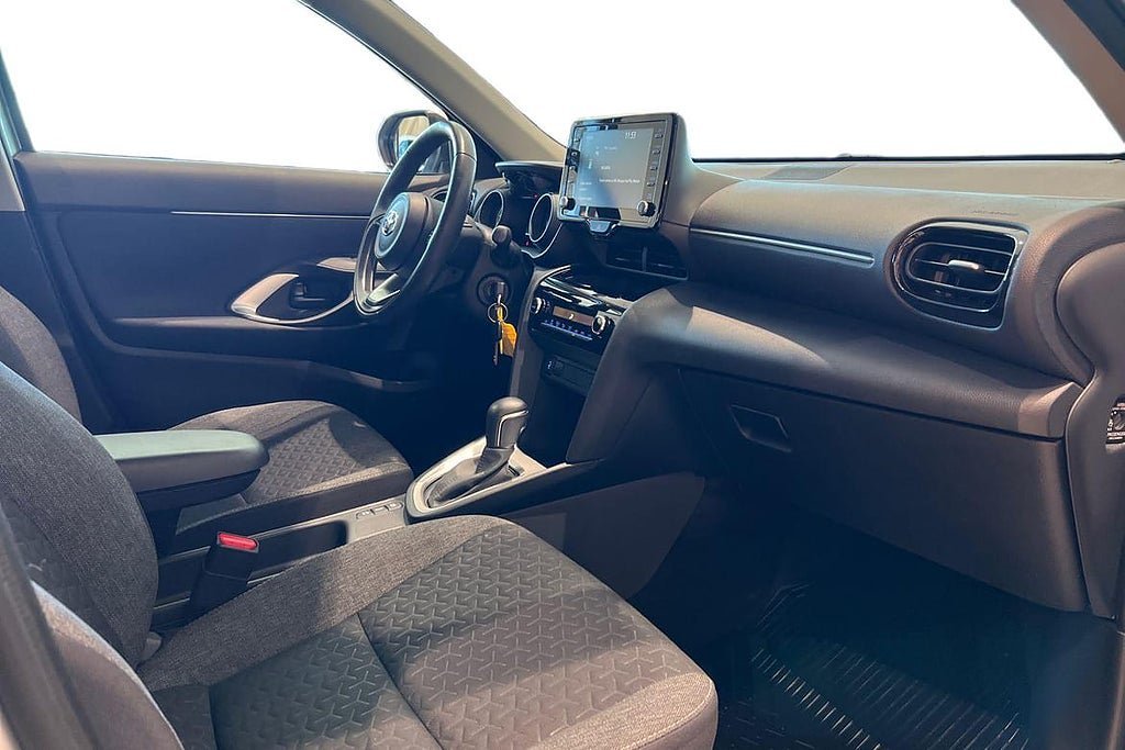 Vehicle Image 7