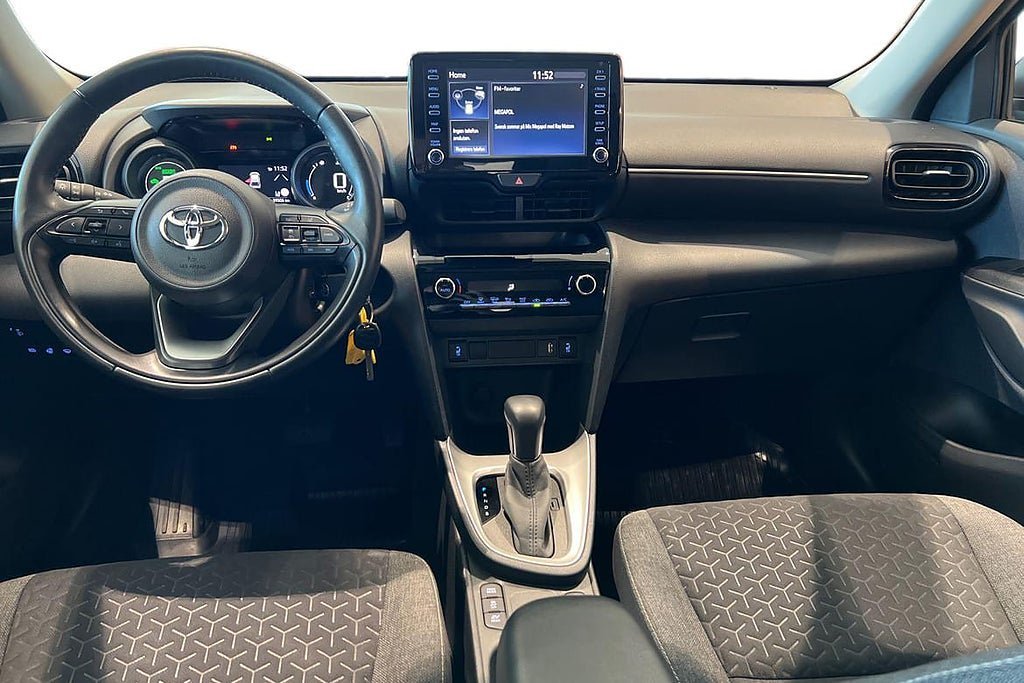 Vehicle Image 10