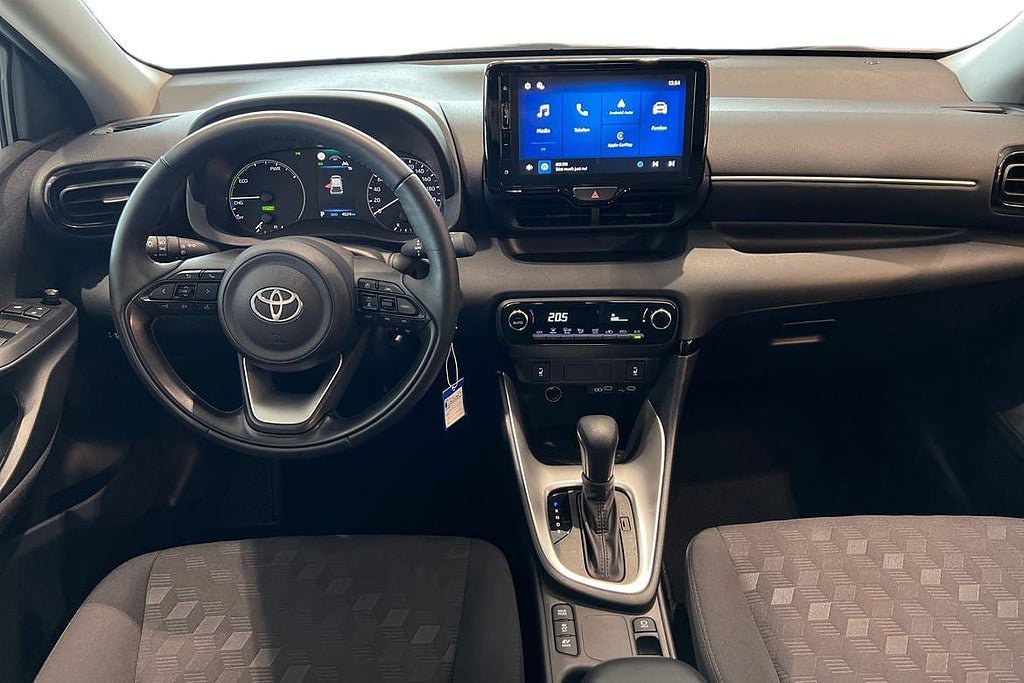 Vehicle Image 10