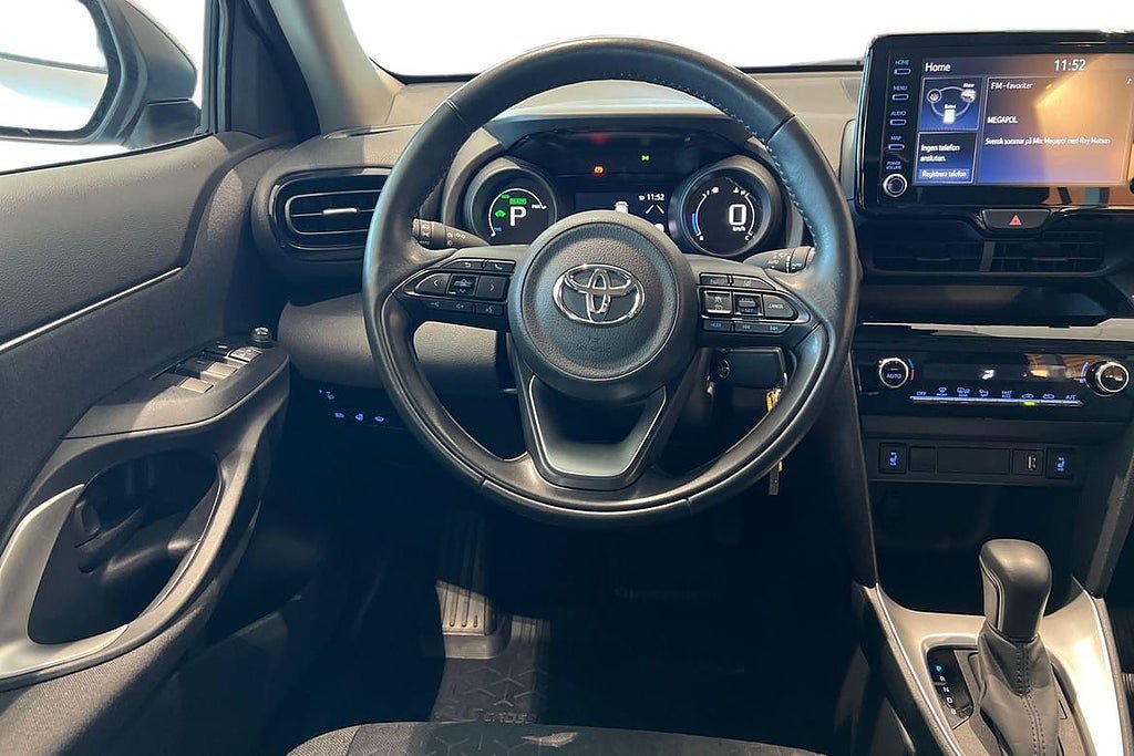 Vehicle Image 11