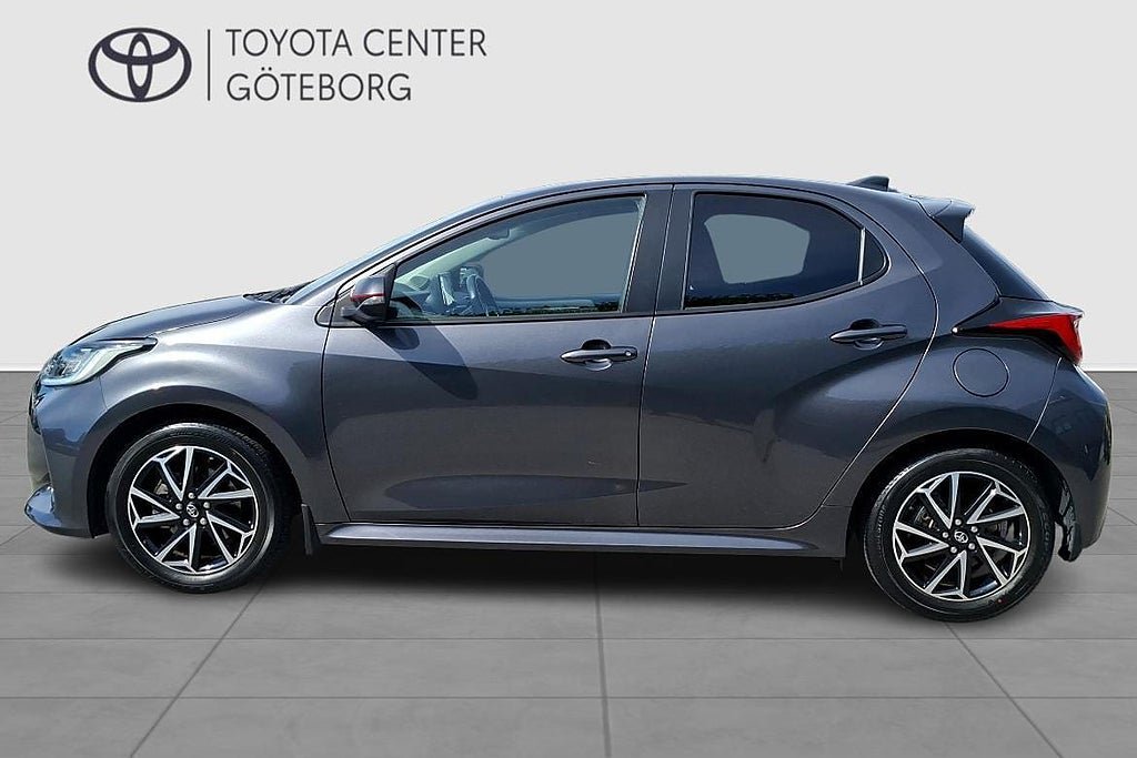 Vehicle Image 5